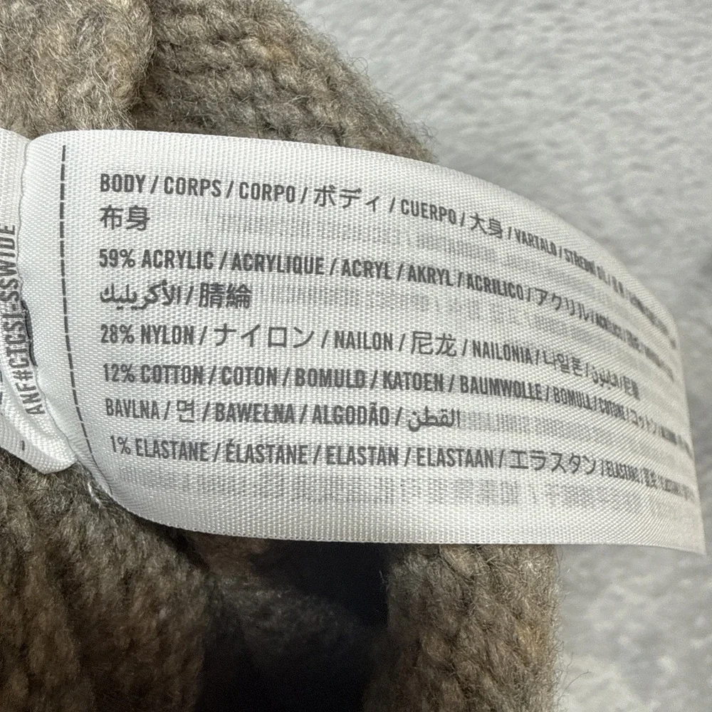 Abercrombie & Fitch Soft Sweater Mens Small Beige Crew Neck Knit Pullover Preppy - Picture 12 of 12